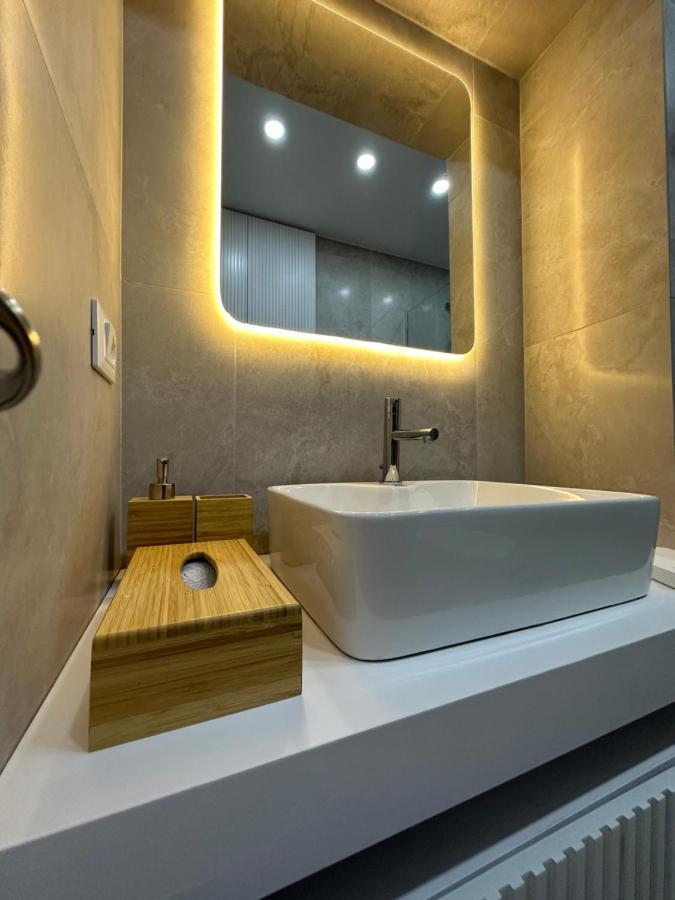 4Seasonsgea , New Modern Apartment In 地拉那 外观 照片