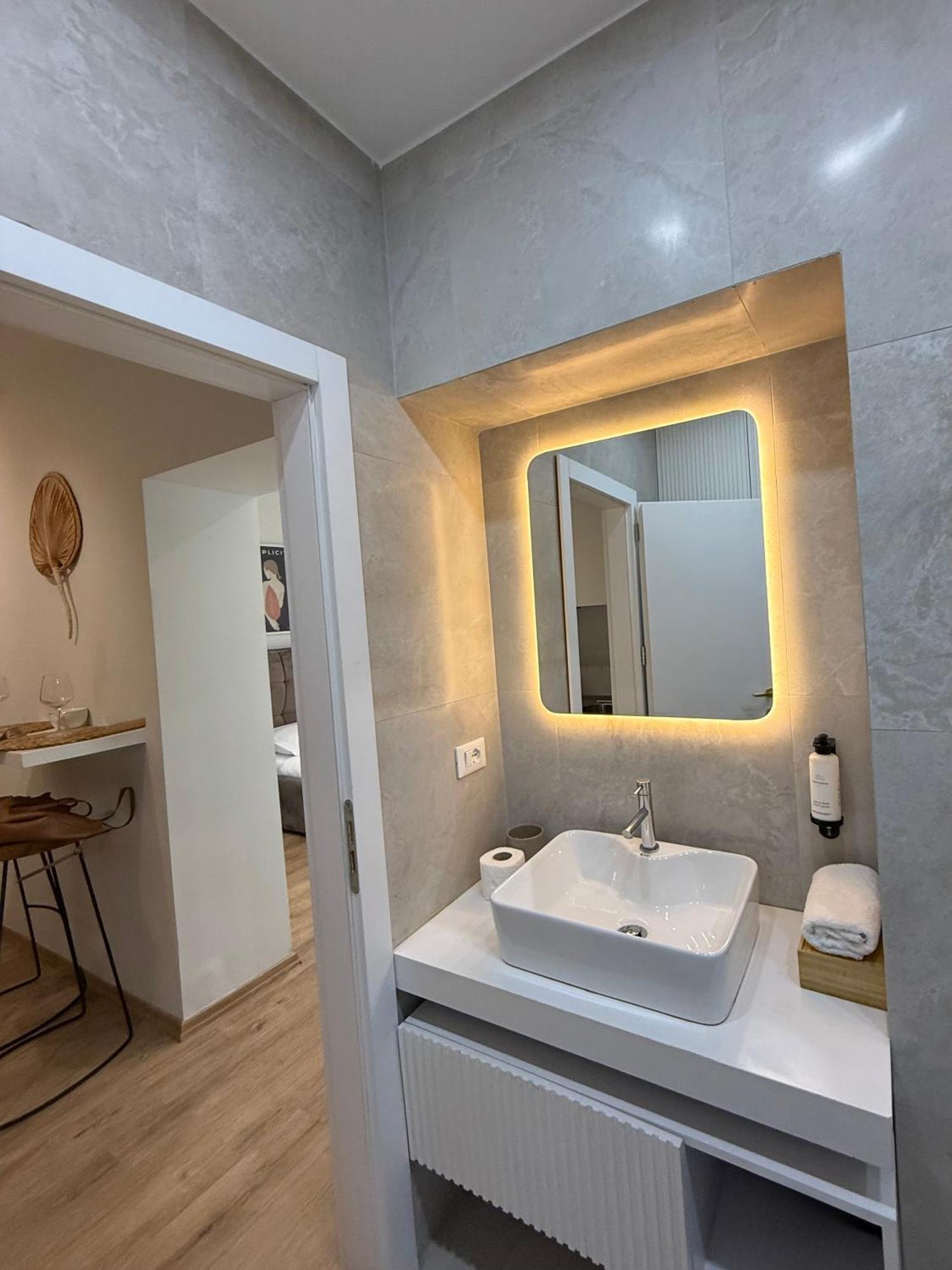 4Seasonsgea , New Modern Apartment In 地拉那 外观 照片